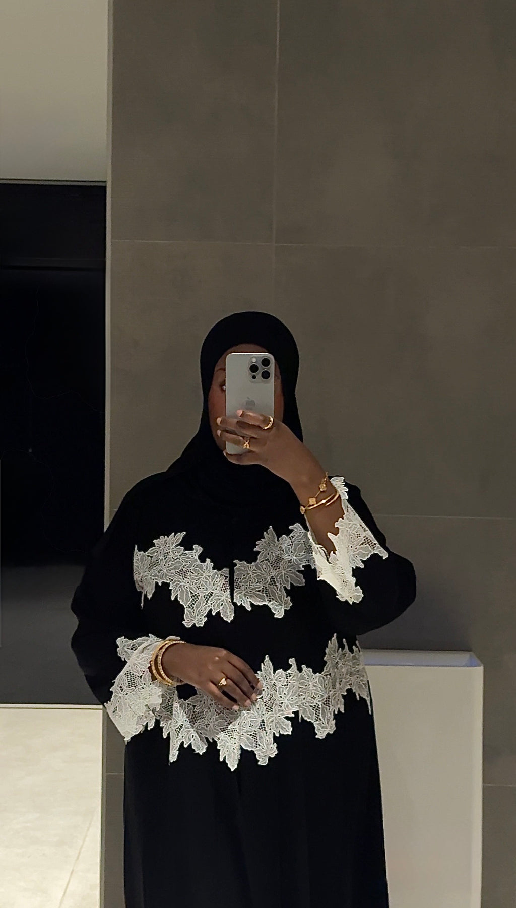 LACE PANEL ABAYA (PRE-ORDER)