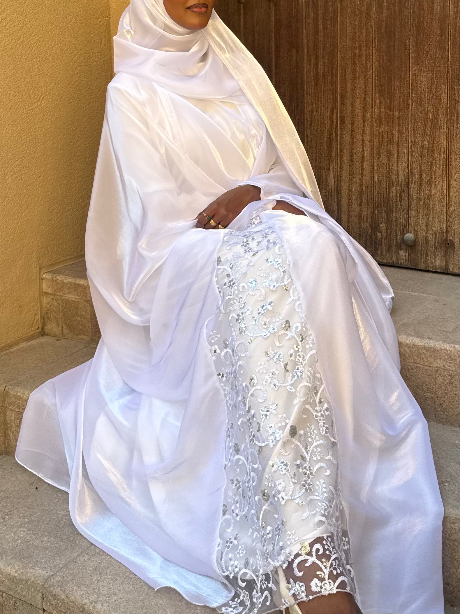 LUNA VEIL (PRE-ORDER)