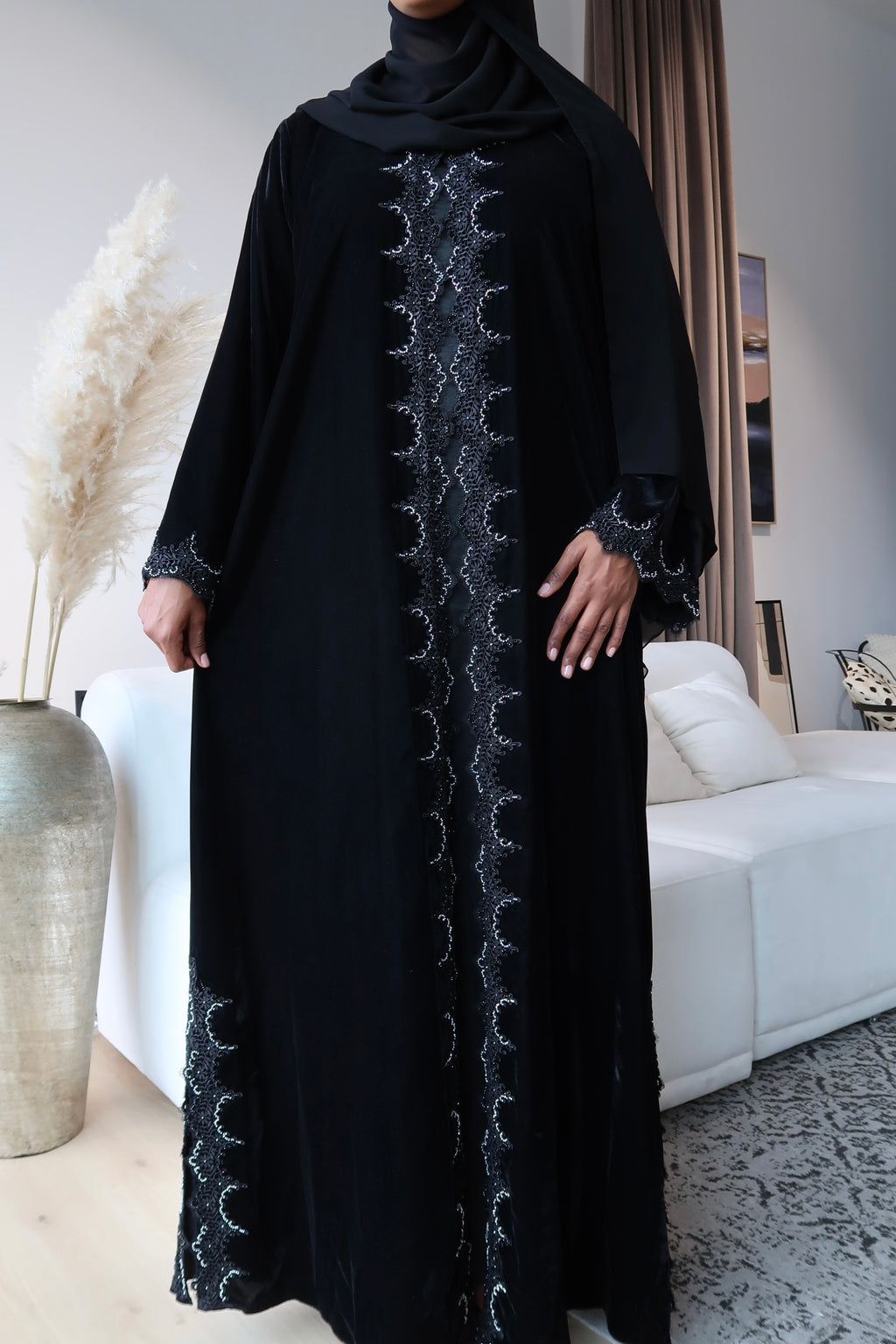 BLACK VELVET ABAYA